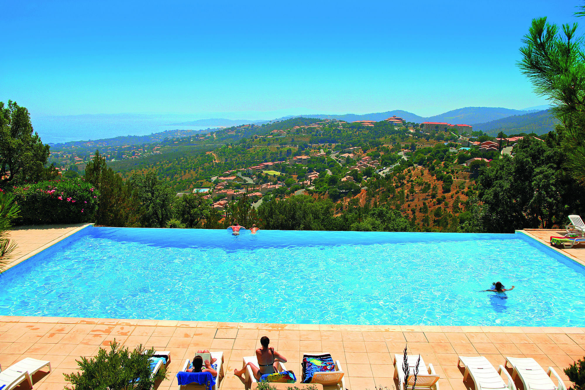Residence Pierre & Vacances Les Terrasses Des Issambres Les Issambres Eksteriør bilde