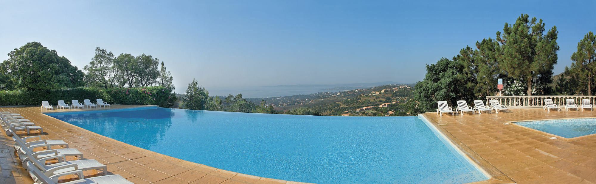 Residence Pierre & Vacances Les Terrasses Des Issambres Les Issambres Eksteriør bilde