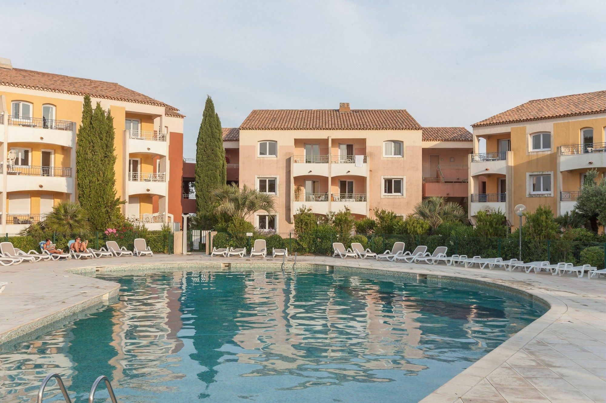 Residence Pierre & Vacances Les Terrasses Des Issambres Les Issambres Eksteriør bilde